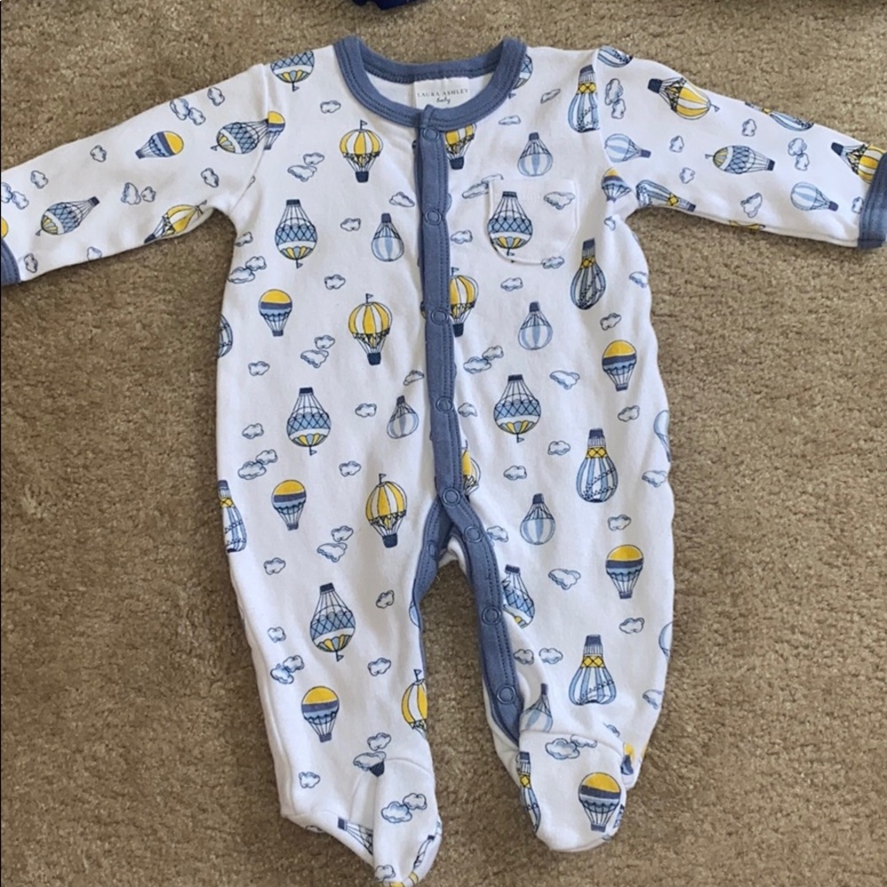 LAURA ASHLEY Baby Footie